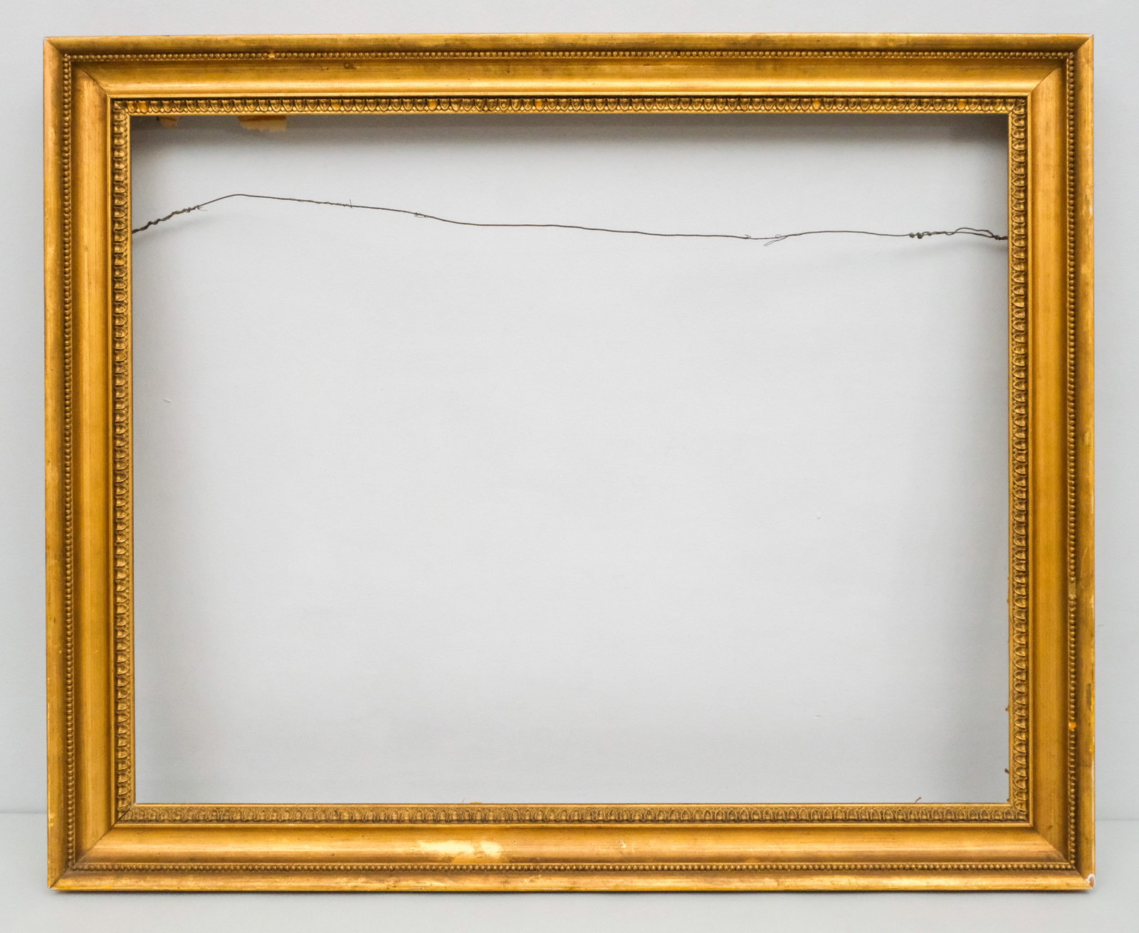 English Gold Leaf Frame 24" x 30": English, ca. 1800, having cove profile. Overall 28" x 34 1/4", rabbet 24" x 30", molding 2 1/4".