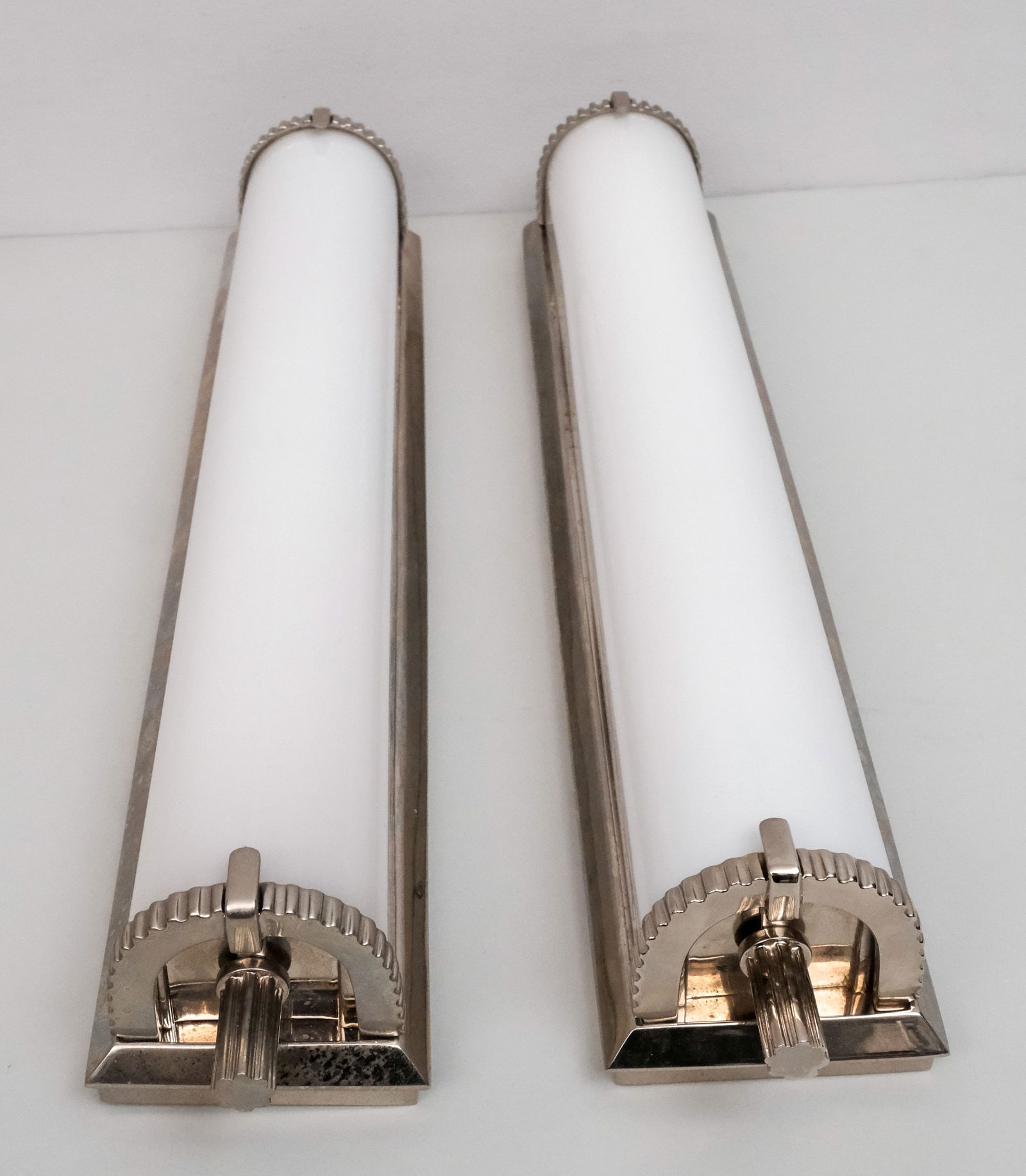 White Glass Bathroom Light Fixtures (1 of 5)