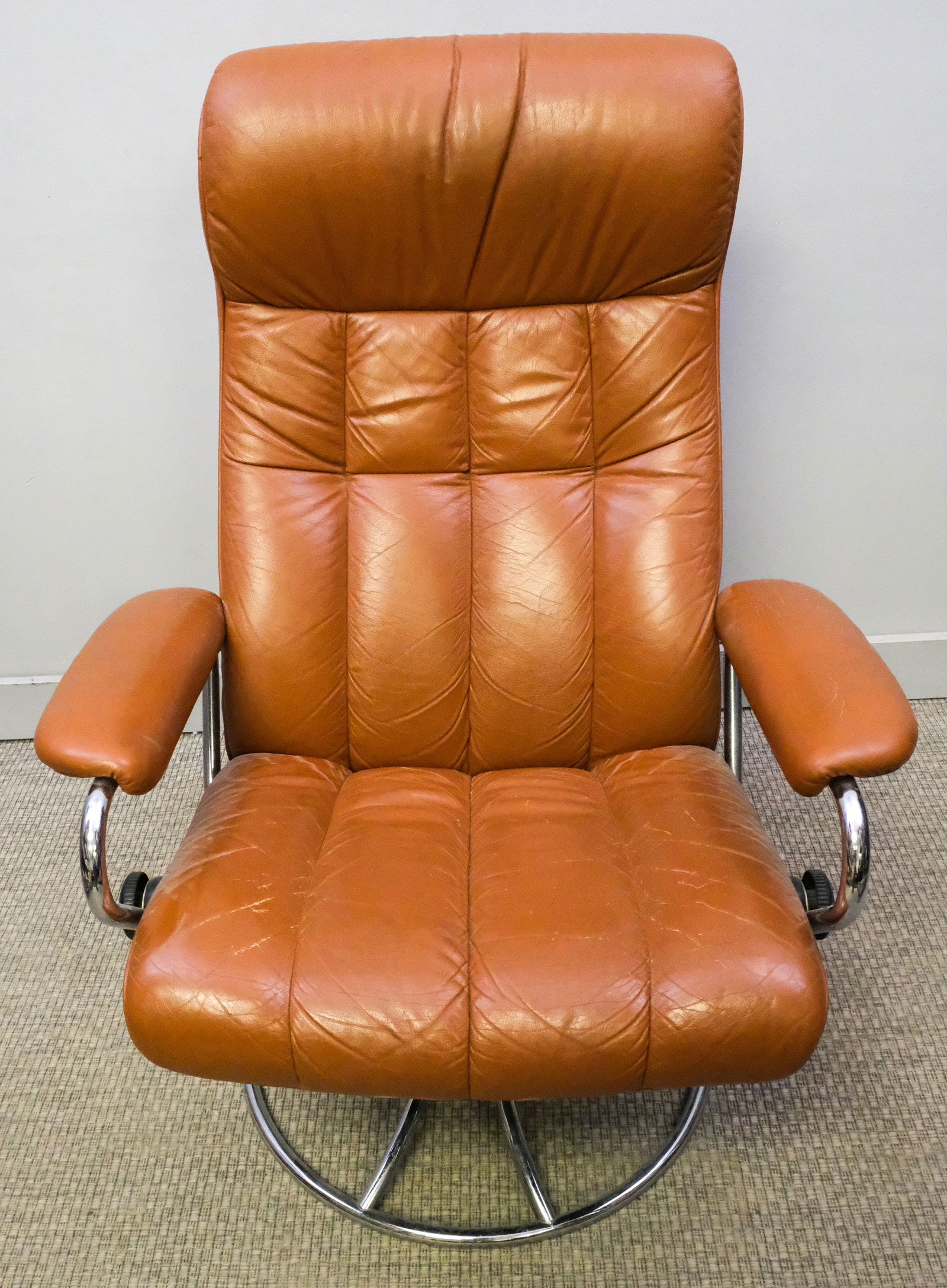 Ekornes Style Modern Leather Chair (1 of 7)