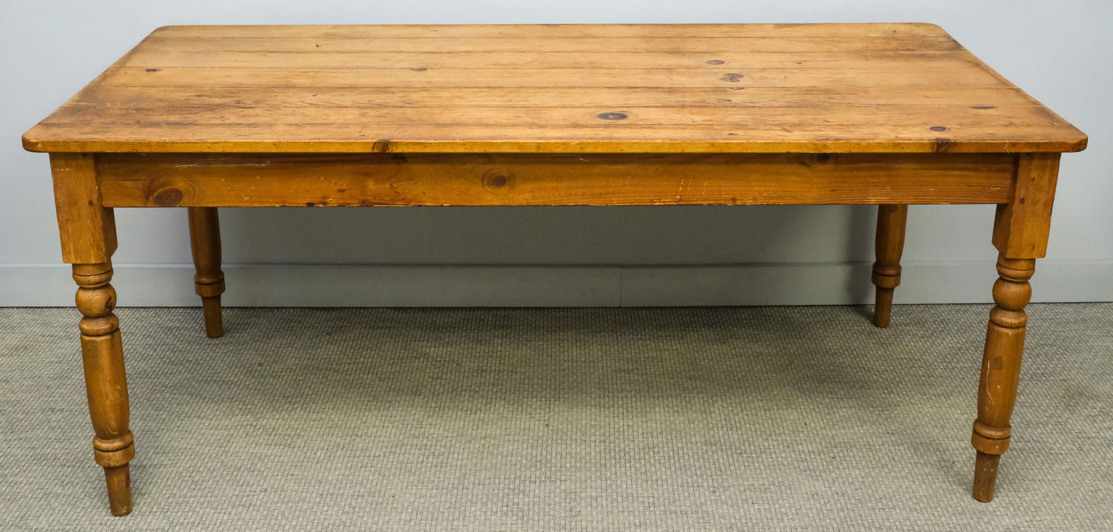 Ethan Allen Farmhouse Style Dining Table (1 of 8)