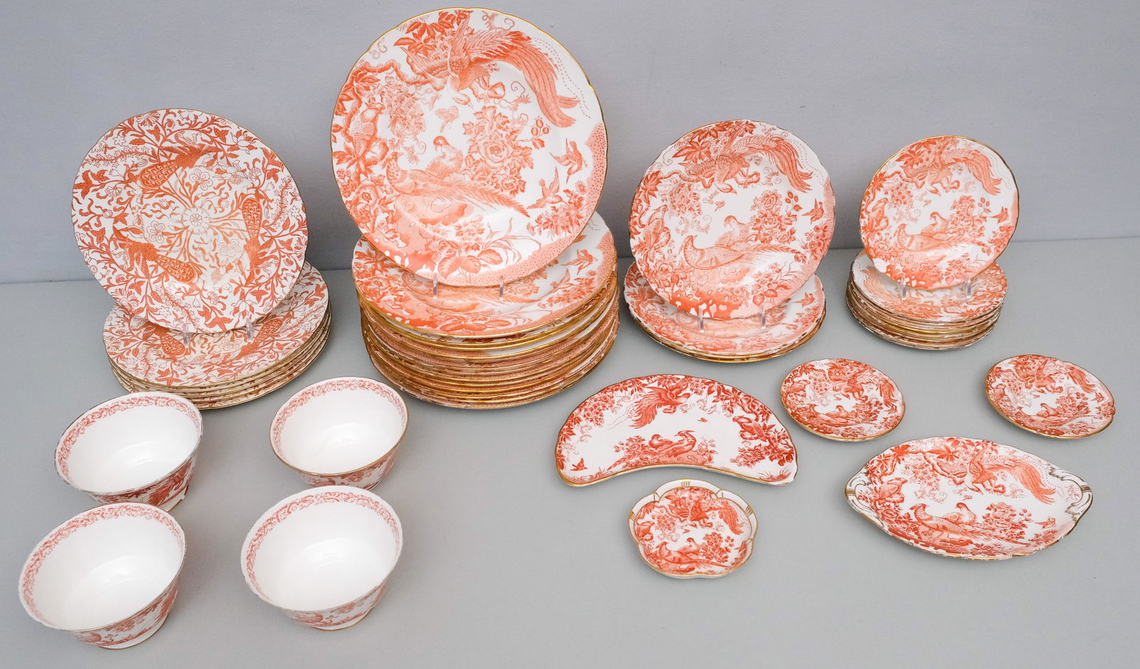 Royal Crown Derby "Red Aves" Porcelain Service (1 of 18)