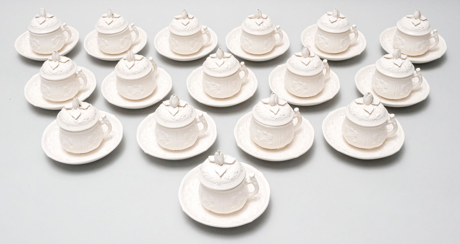 Set of 16 Mottahedeh Porcelain Pot De Cremes (1 of 10)