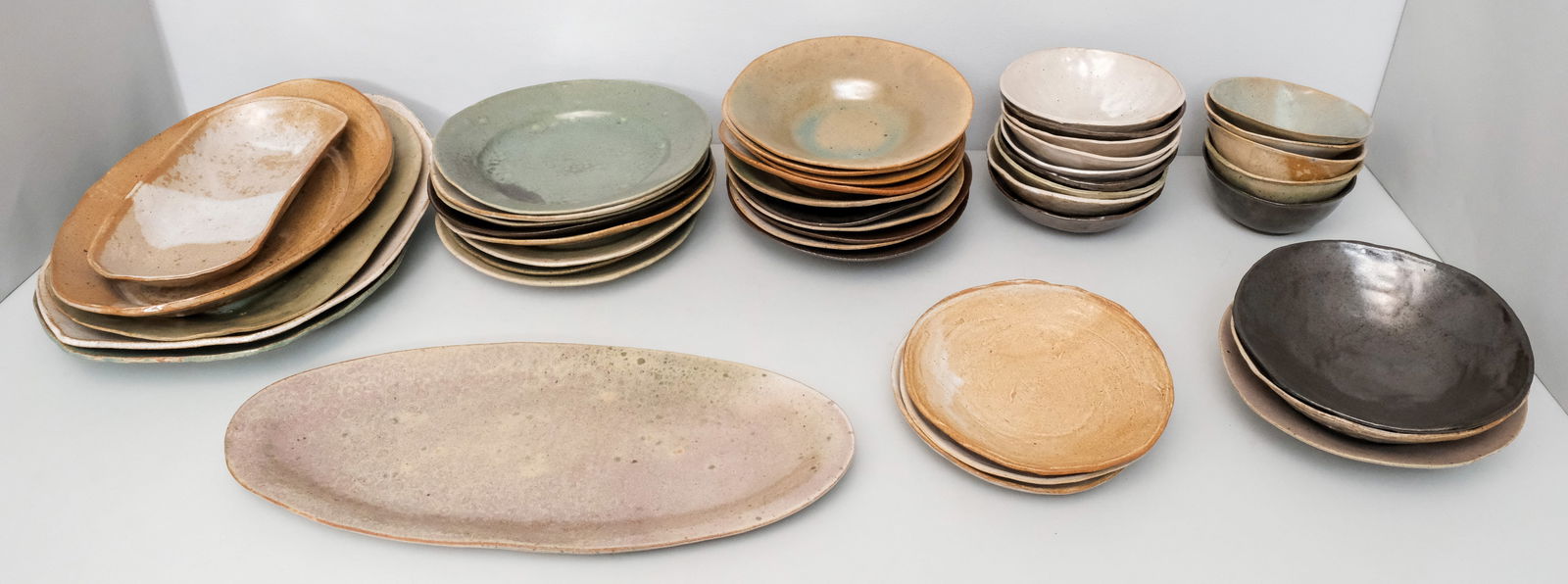 Joan Platt Pottery "Floppy" Dinner Service (1 of 15)