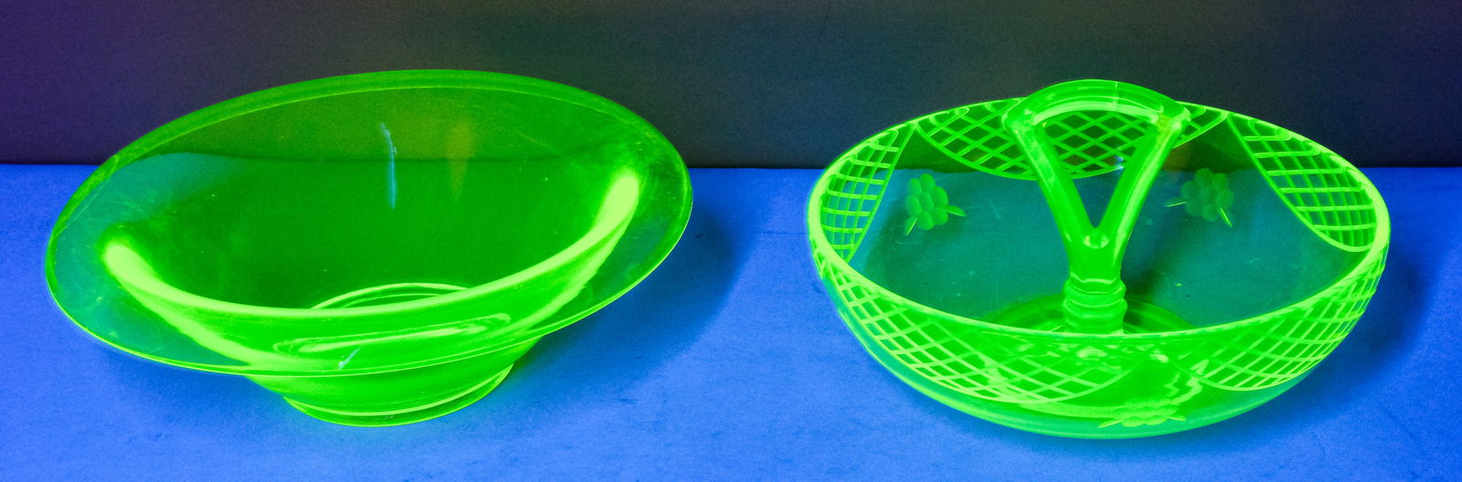 2 Pieces of Antique Uranium Glass (1 of 7)