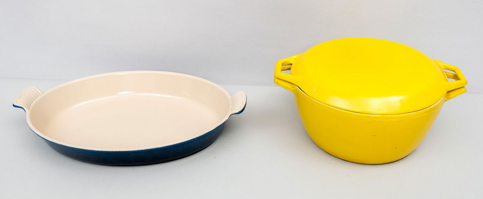 2 Pieces Vintage Enameled Cast Iron Cookware (1 of 4)