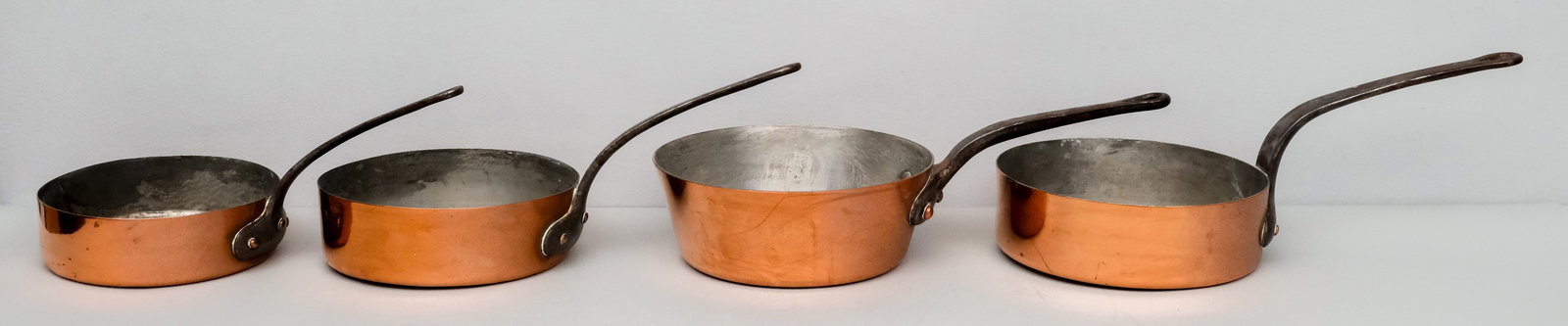 Group 4 Antique French Copper Tail Pots (1 of 8)