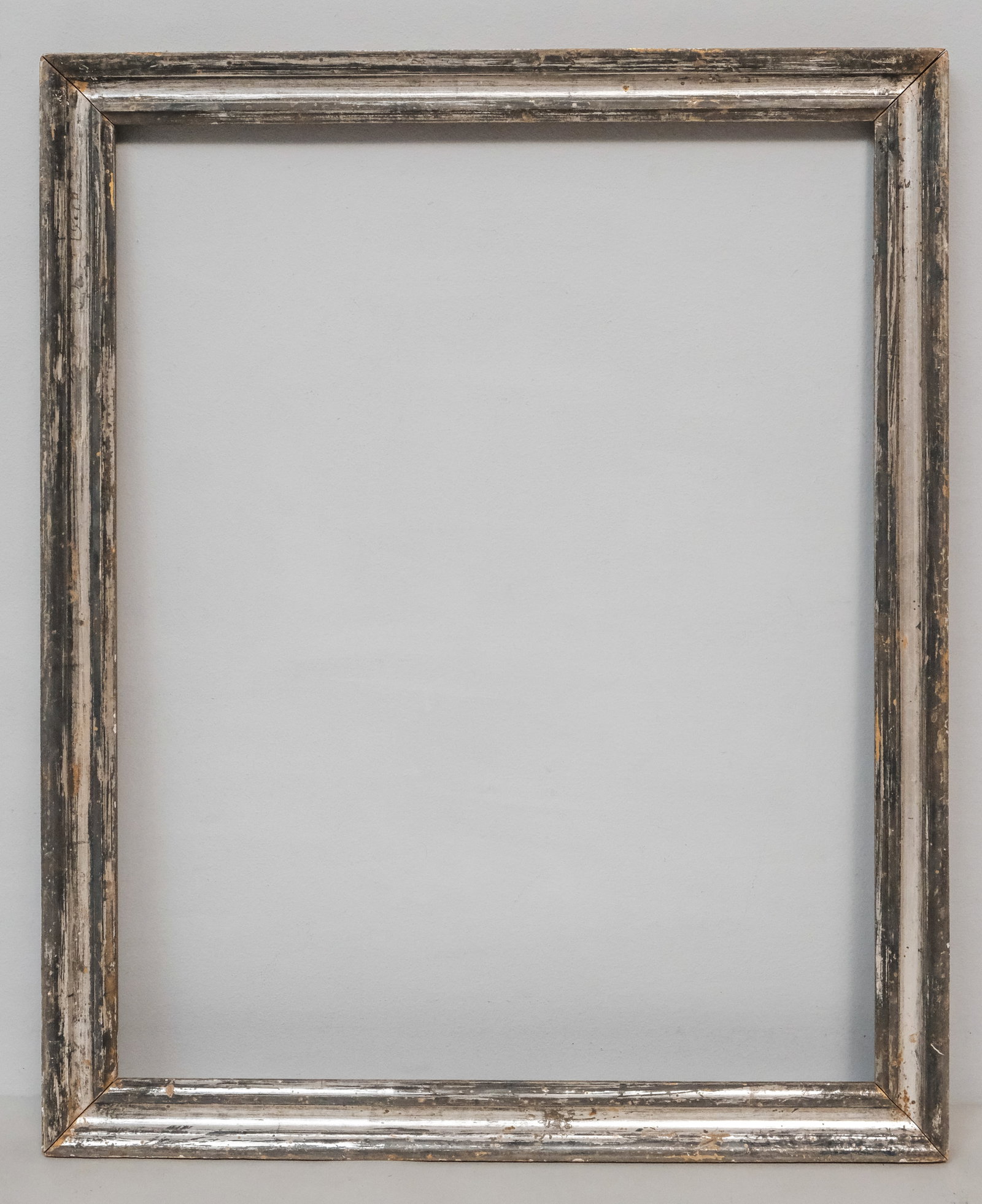 American Silver Leaf Frame 15 3/4" x 19 3/4" (1 of 4)