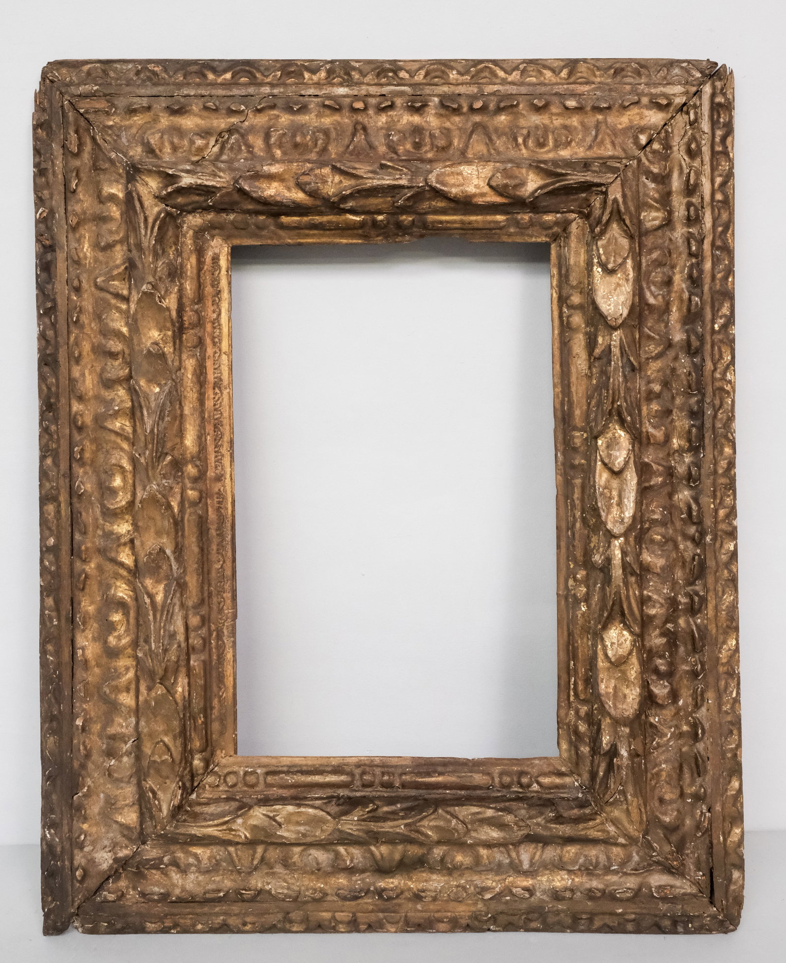 Early Italian Giltwood Frame 13 1/2" x 20" (1 of 4)