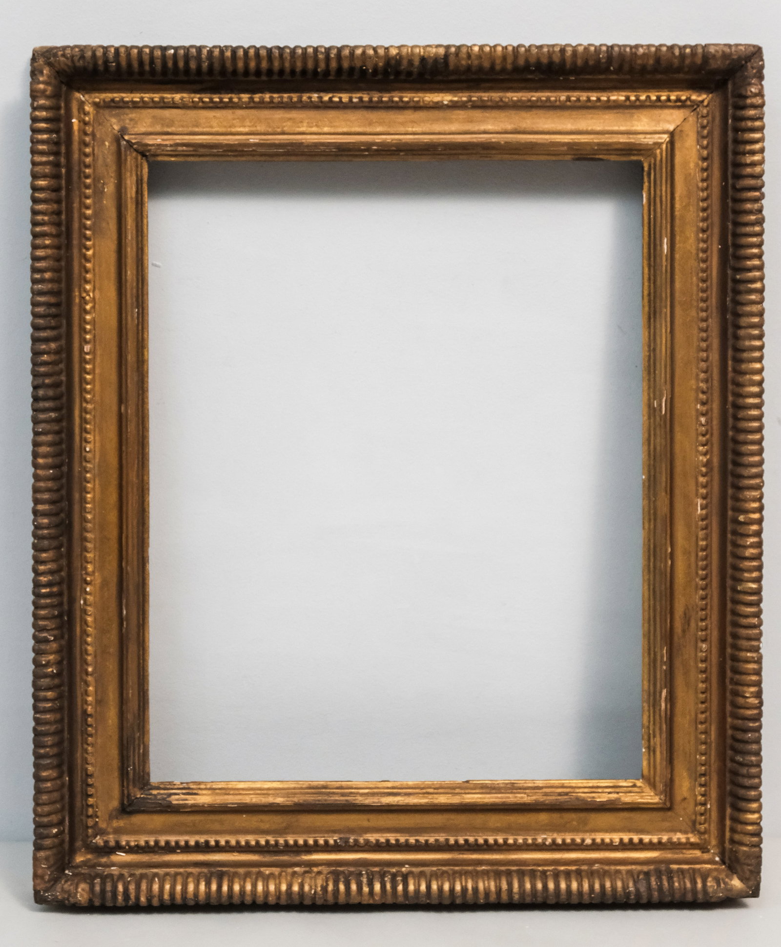 Early English Giltwood Frame 14" x 17 1/2" (1 of 4)