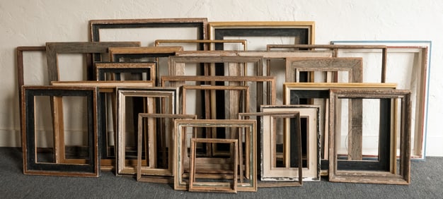 Group of 25 House of Heydenryk Frames
