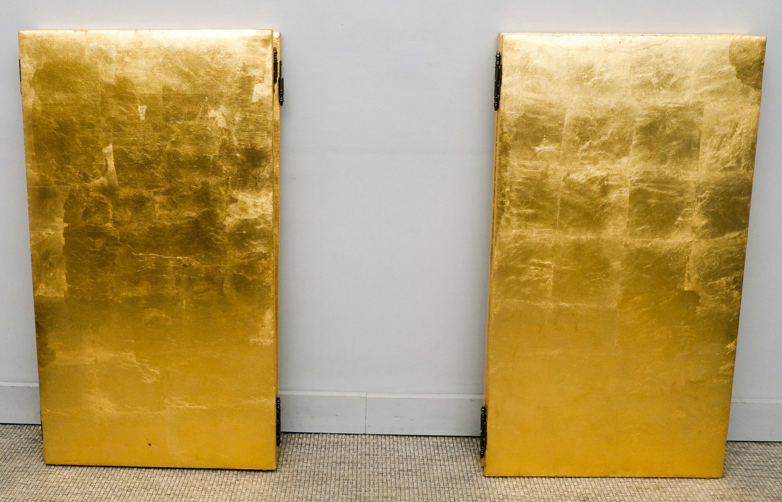Two Three-Panel Gilded Screens - 2