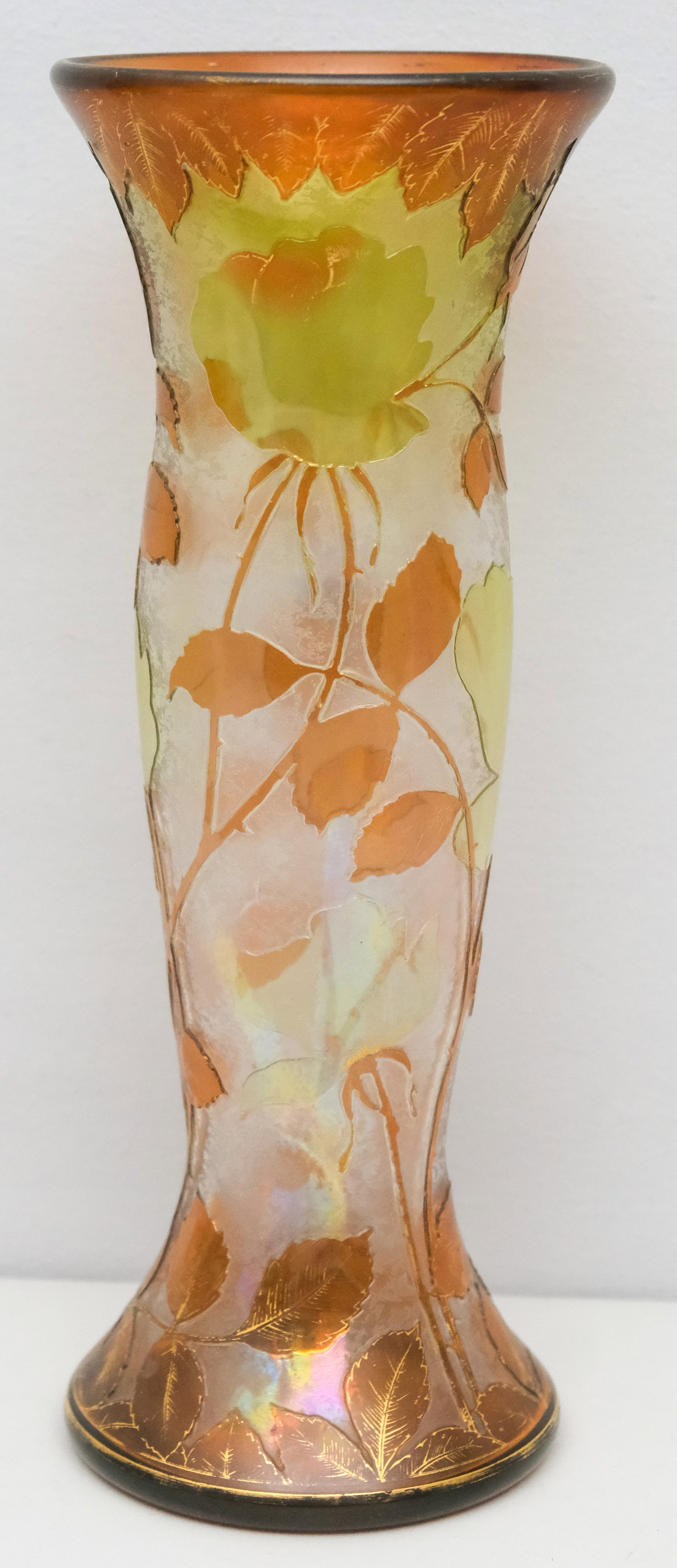 Dorflinger Honesdale Cameo Glass Vase (1 of 8)