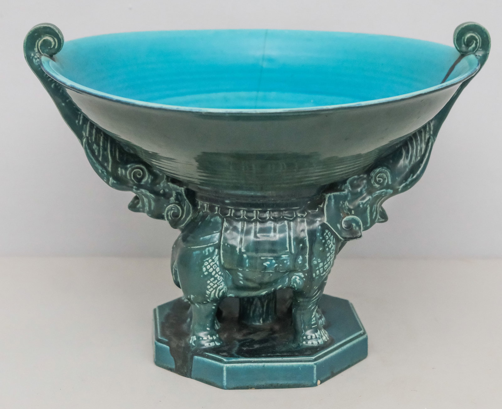 Large Rookwood Art Pottery Elephant Center Bowl (1 of 9)