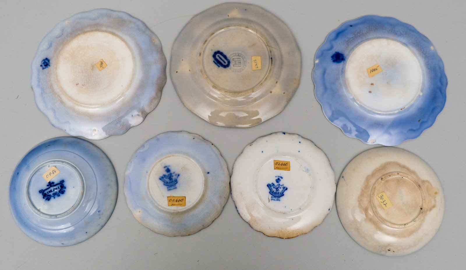 Large Lot of Flow Blue Pottery - 8