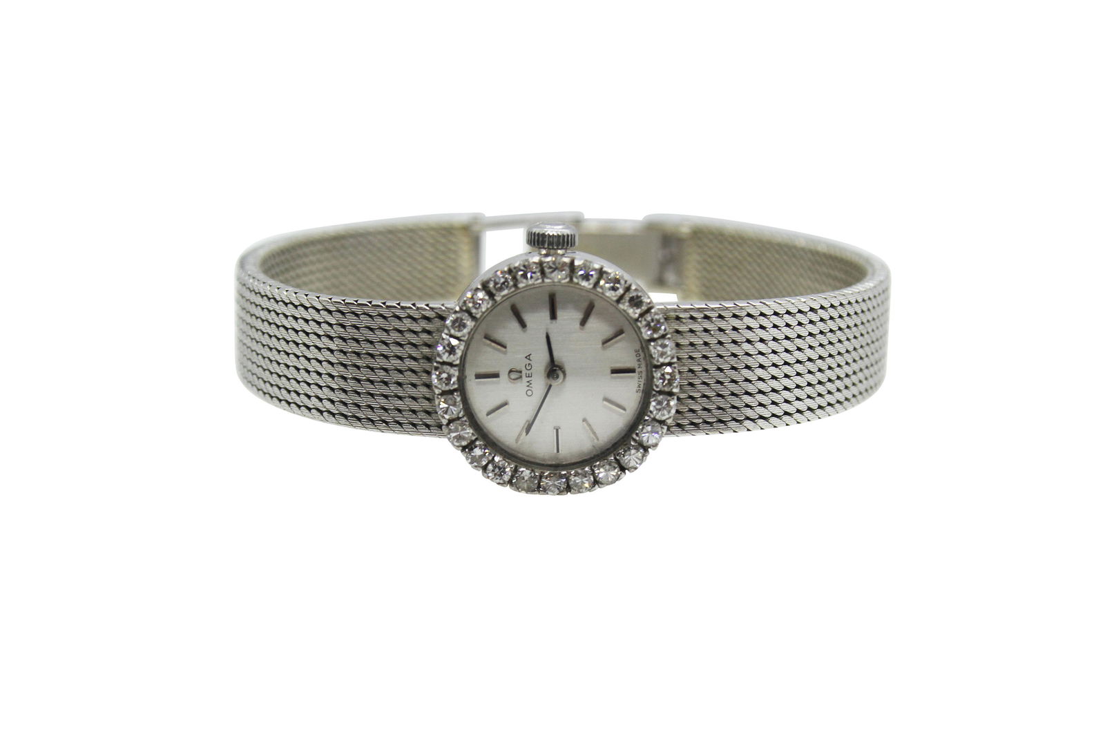Omega: A Lady's Omega 18K white gold wristwatch (1 of 2)