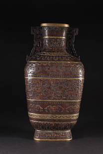 FRAGRANT AND GOLD HANGING BOTTLE: Name FRAGRANT AND GOLD HANGING BOTTLE Material FRAGRANT Dimensions L18CM H34CM Condition Additional photographs and Condition reports are provided by request as a courtesy to our clients, as