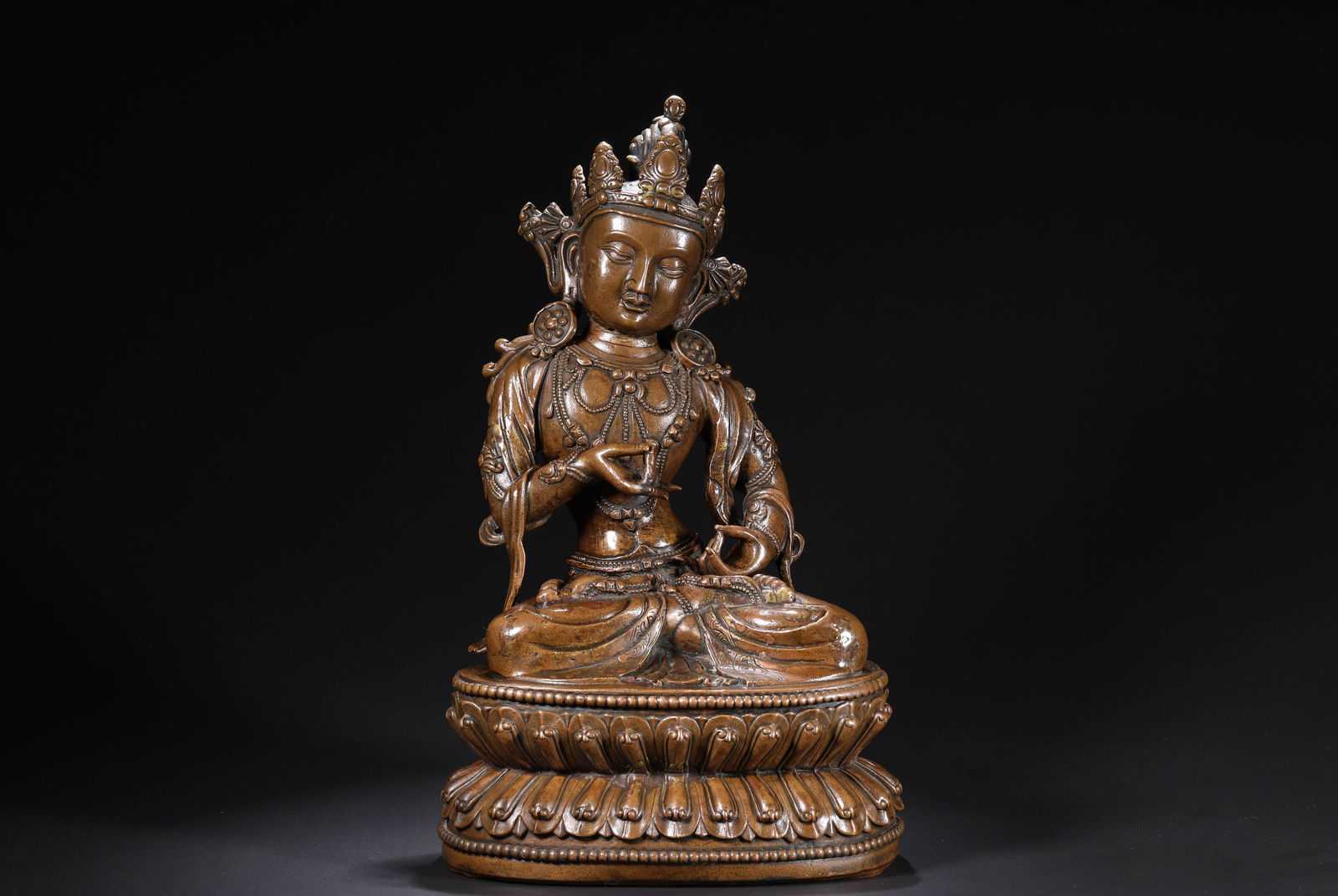 13th-century alloy copper Bodhisattva: Name 13th-century alloy copper Bodhisattva Dimensions H:26cmW:15.8cmWeight:2590g Condition Additional photographs and condition reports are available upon request as a courtesy to