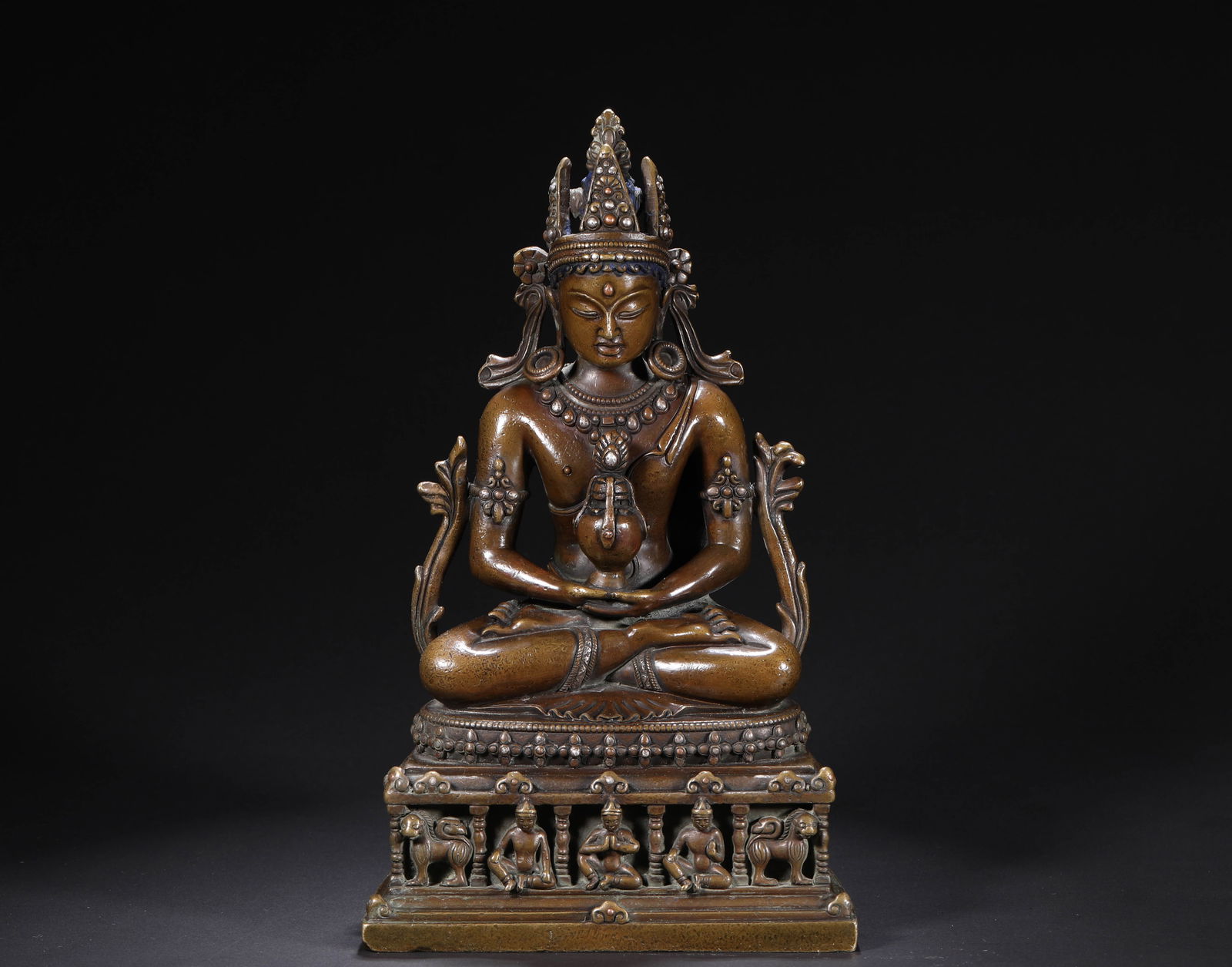 13th-century alloy copper Bodhisattva: Name 13th-century alloy copper Bodhisattva Dimensions H:22cmW:12.3cmWeight:1680g Condition Additional photographs and condition reports are available upon request as a courtesy to