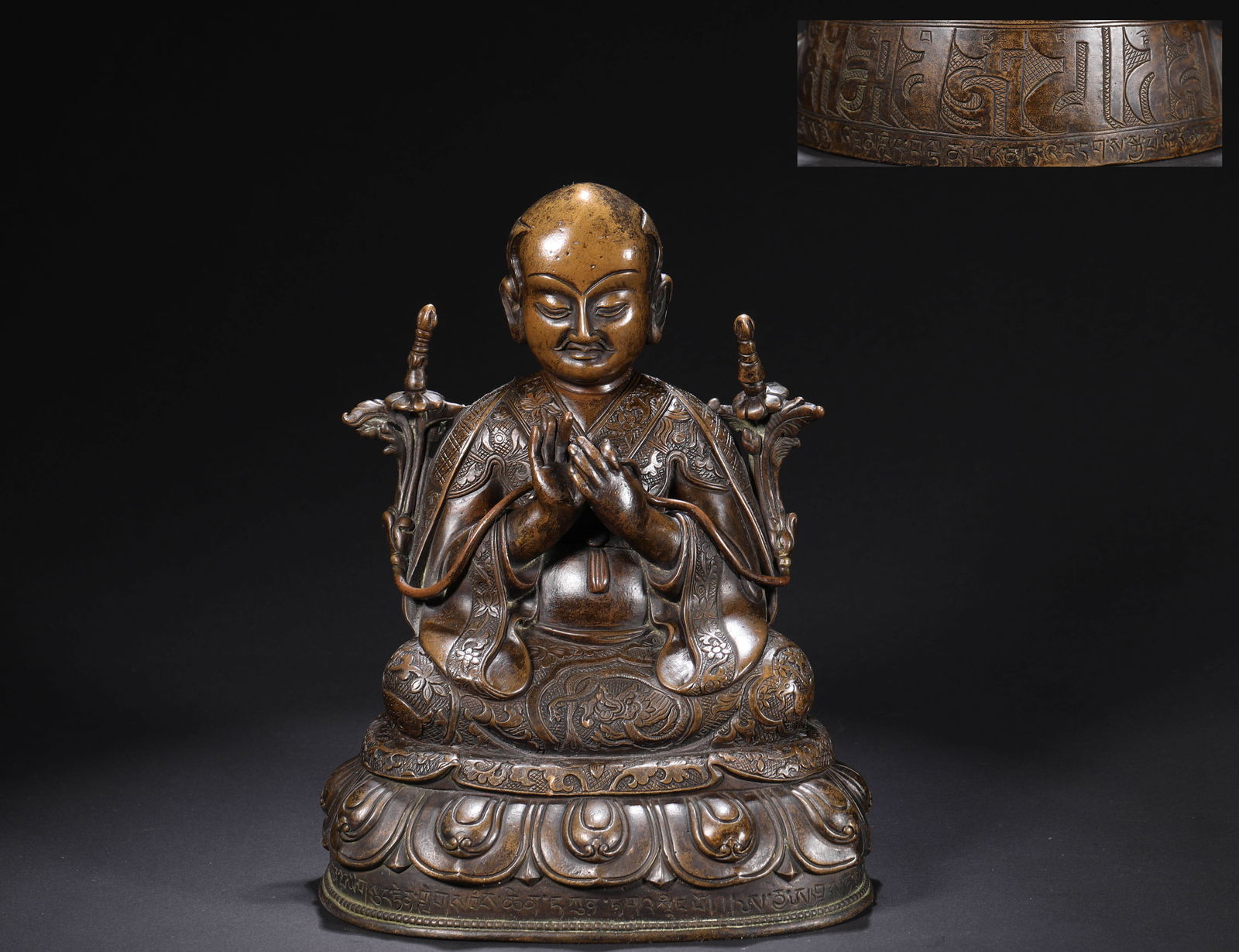 16th-century alloy copper Buddhist Black Wealth God statue: Name 16th-century alloy copper Buddhist Black Wealth God statue Dimensions H:17.5cmW:12.8cmWeight:1350g Condition Additional photographs and condition reports are available upon r