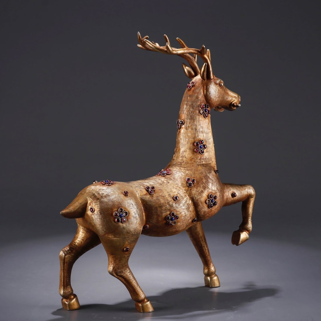 Inlaid?And?Gilt?Bronze?Figure?Of?Deer - 3