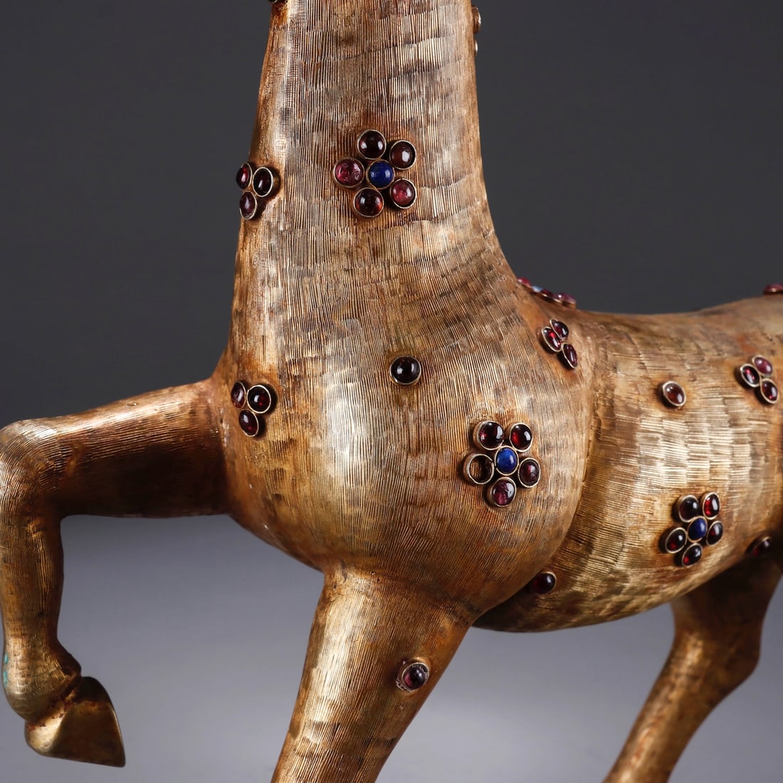 Inlaid?And?Gilt?Bronze?Figure?Of?Deer - 6