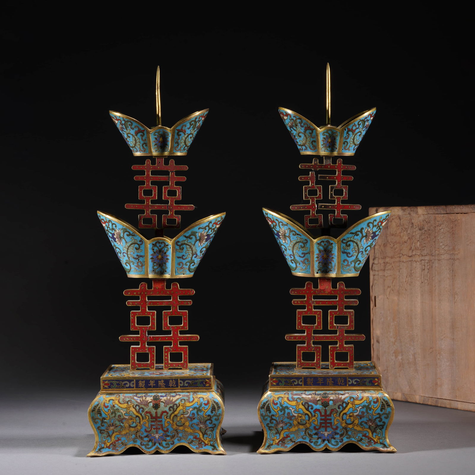 Pair?Of?Cloisonne?Enamel?Candlesticks (1 of 11)