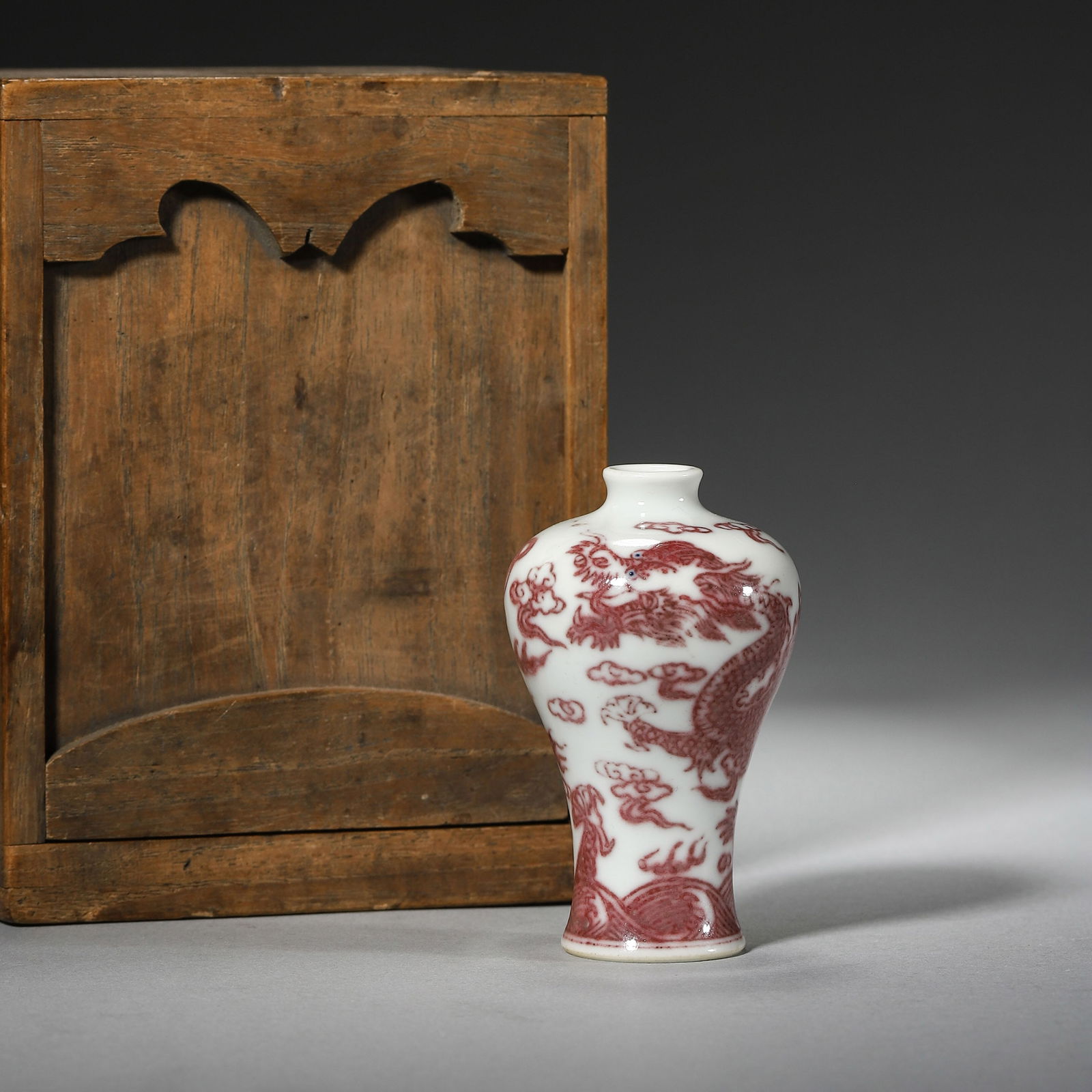 Underglaze-Red "Dragon" Snuff Bottle (1 of 6)