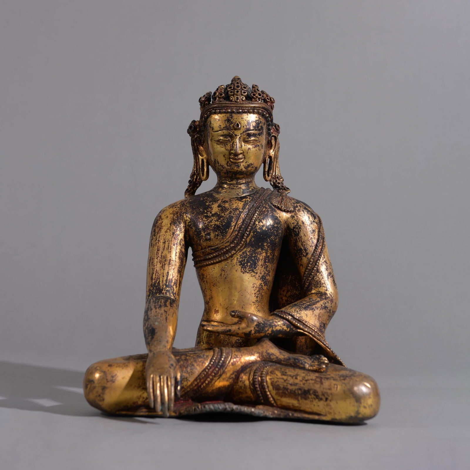 Gilt?Bronze?Figure?Of?Amitayus (1 of 7)