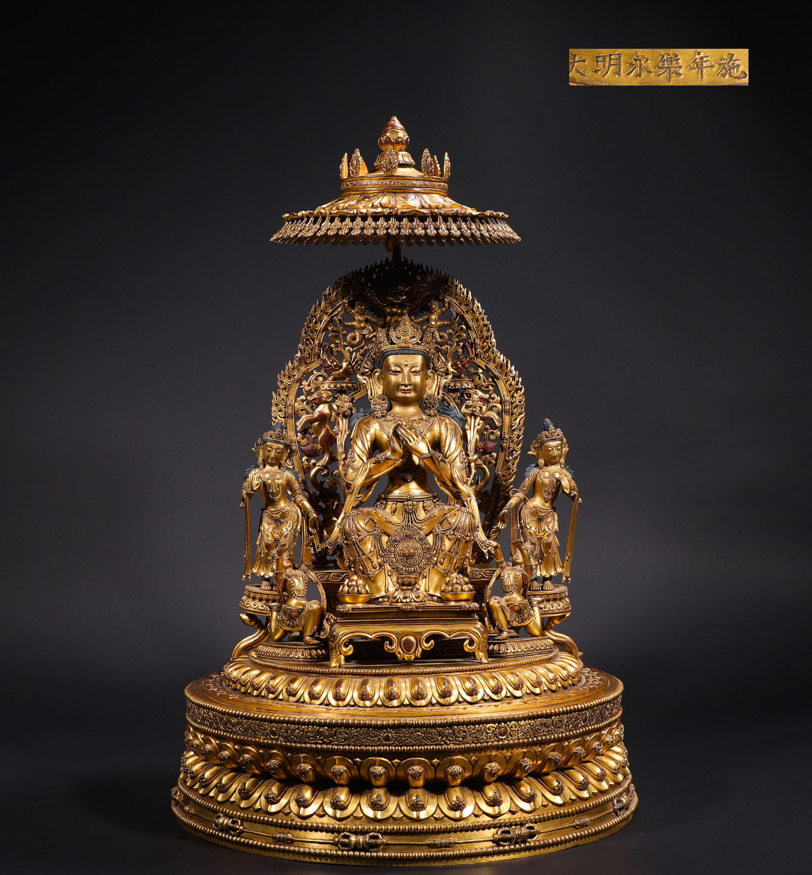 Bronze gilded Buddha statues from Yongle of the Ming Dynasty: Name Bronze gilded Buddha statues from Yongle of the Ming Dynasty Dimensions H:66cmW:37cmWeight:28000g Condition Additional photographs and condition reports are available upon re