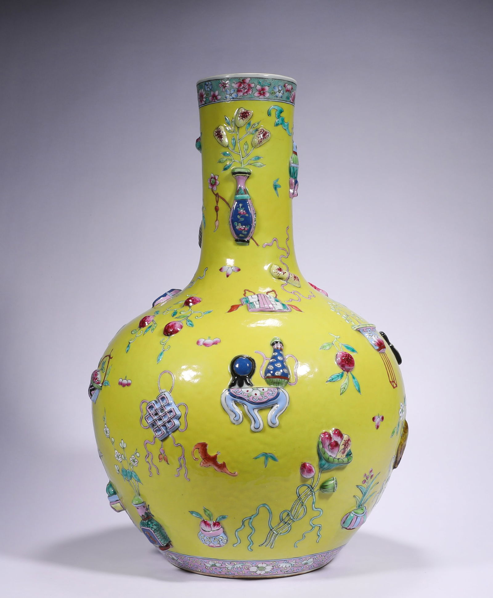 Qing Dynasty Qianlong polychrome celestial globe vase (1 of 11)