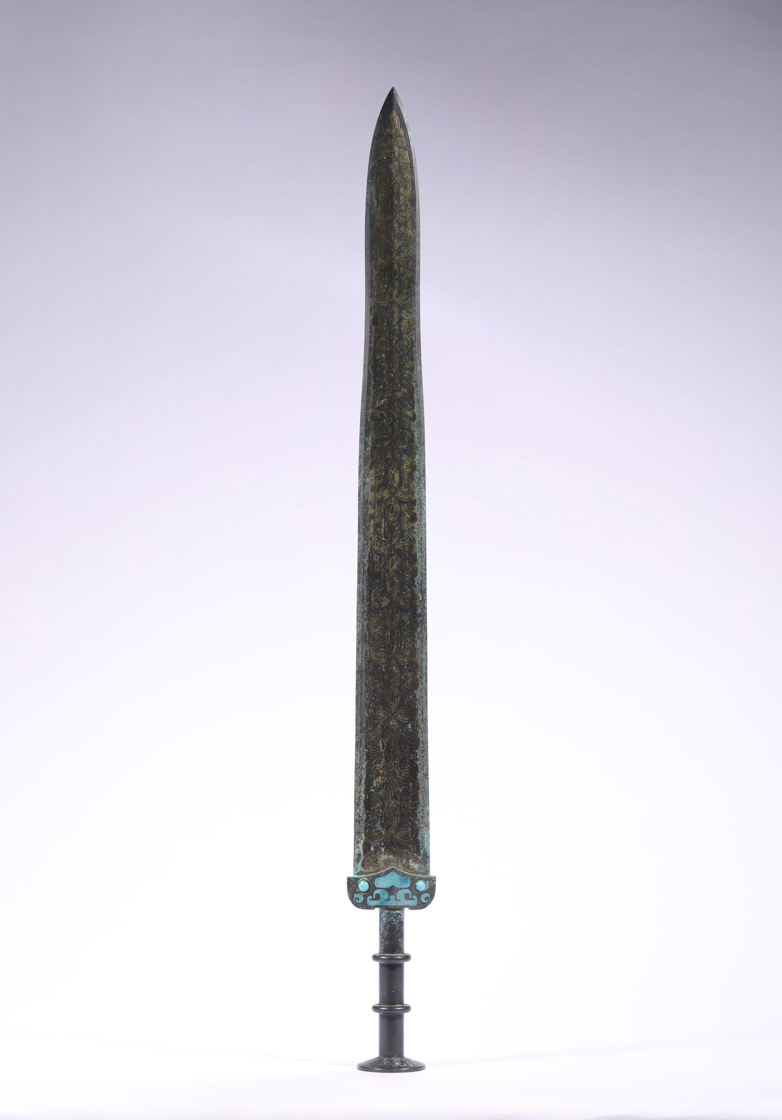 Bronze sword of the Spring and Autumn Period (1 of 7)