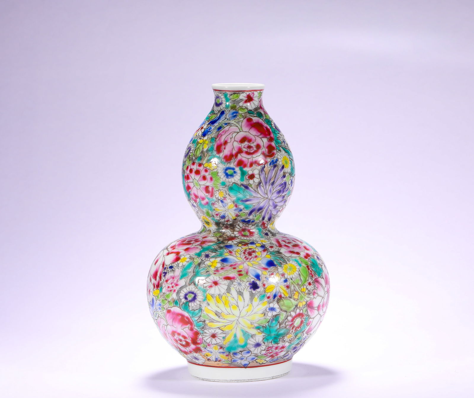 Qianlong Gourd Vase of the Qing Dynasty (1 of 5)