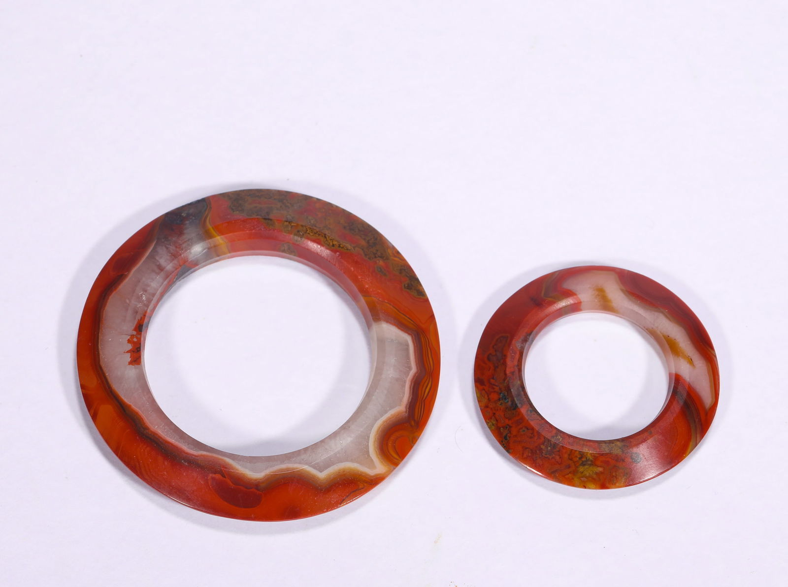 Agate rings from the Warring States period (1 of 3)