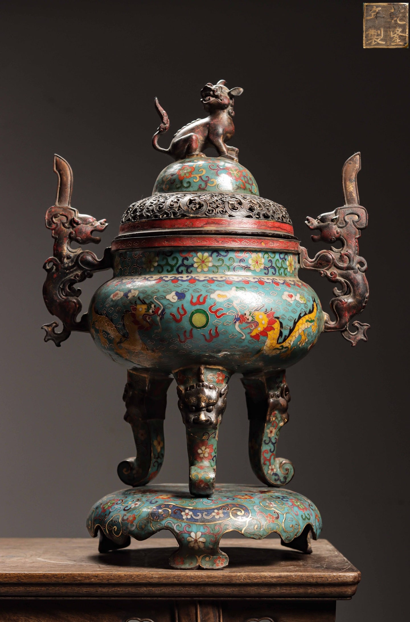 Qing Dynasty Qianlong Cloisonne incense burner: Name Qing Dynasty Qianlong Cloisonne incense burner Dimensions Weight:11400g H:58cm W:37cm T:29cm Condition Additional photographs and condition reports are available upon request as