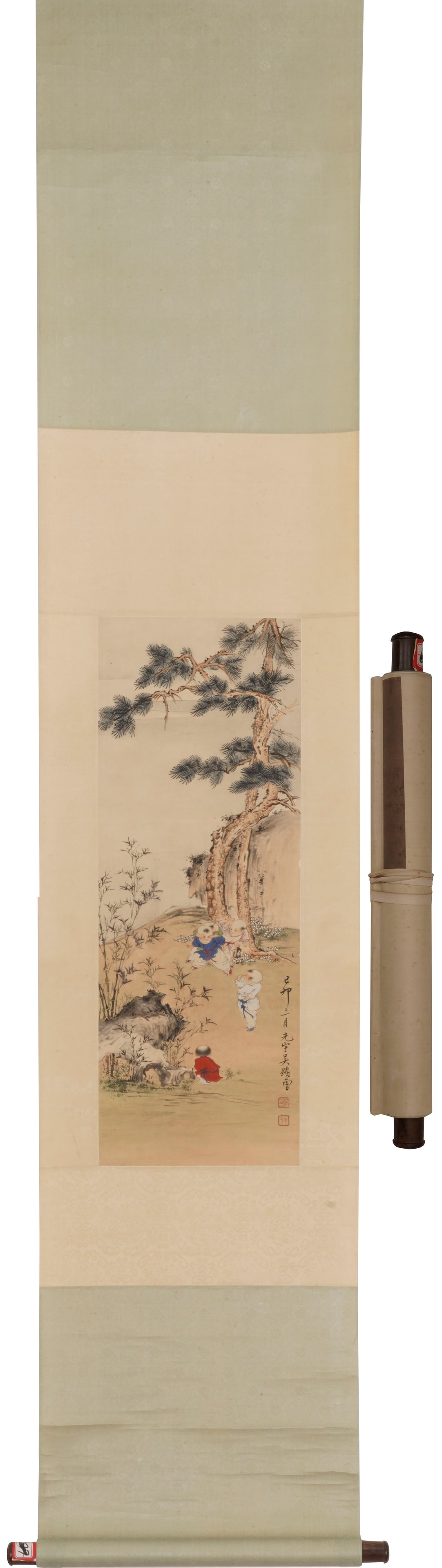 Wu Guangyu's infant play book on a vertical scroll: Name Wu Guangyu's infant play book on a vertical scroll Dimensions 59.5*21 Condition Additional photographs and condition reports are available upon request as a courtesy to our clients. Any
