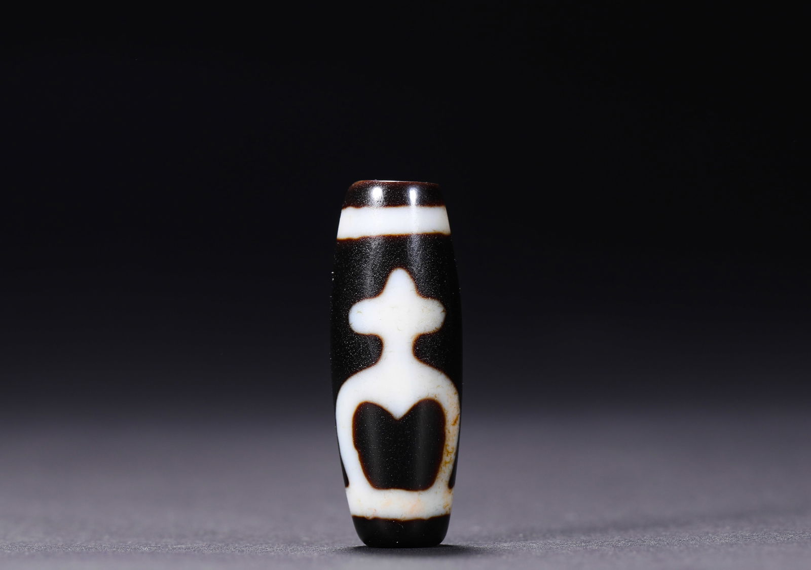 Tang Dynasty vase sky beads (1 of 5)