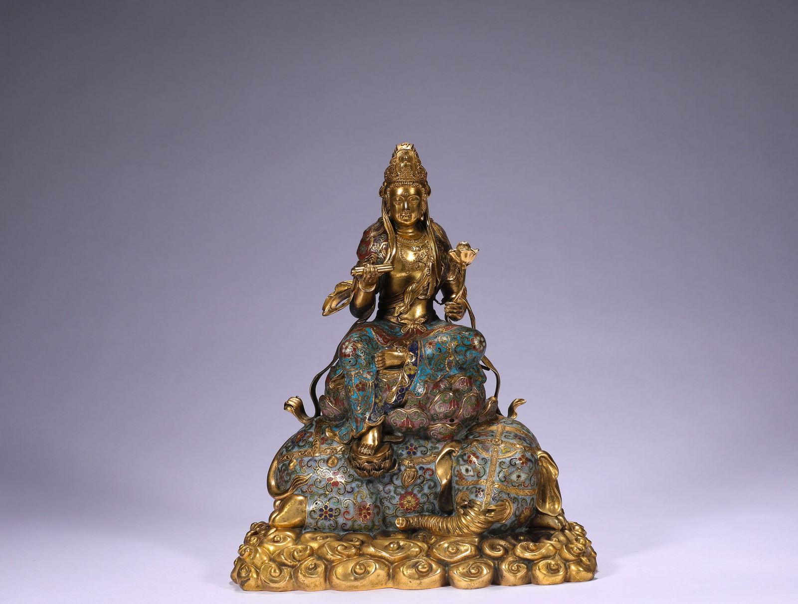 Qing Dynasty Qianlong copper cloisonne Guanyin: Name Qing Dynasty Qianlong copper cloisonne Guanyin Dimensions H:21cmW:17.3cmWeight:1450g Condition Additional photographs and condition reports are available upon request as a co