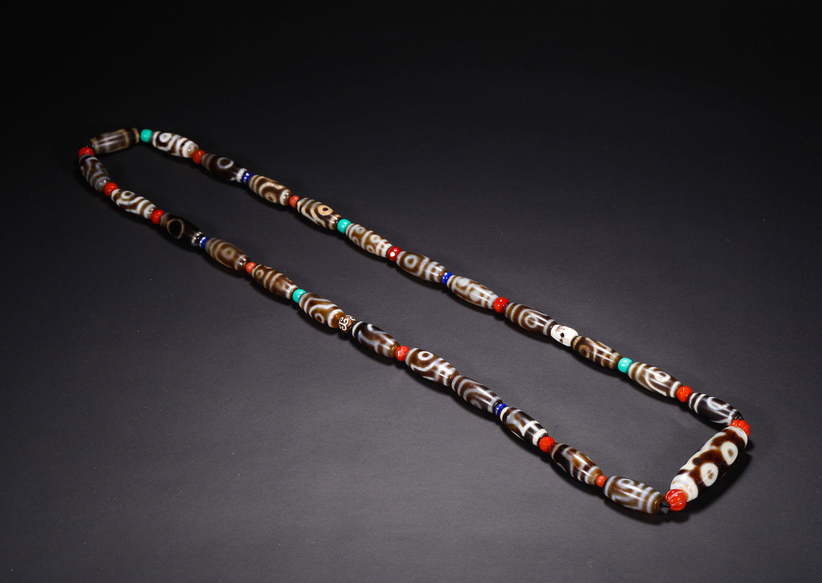 A pearl necklace from the Ming Dynasty or earlier (1 of 7)