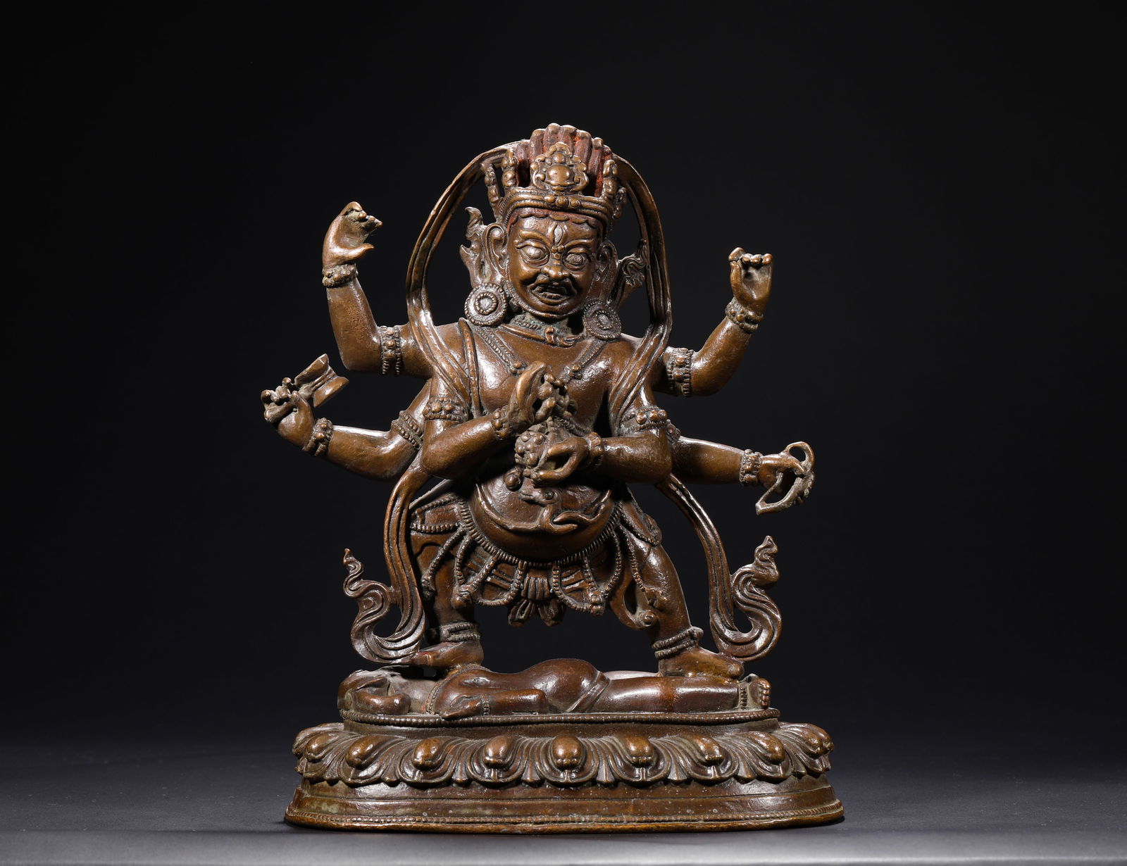 A 15th-century alloy copper six-armed Vajra (1 of 8)