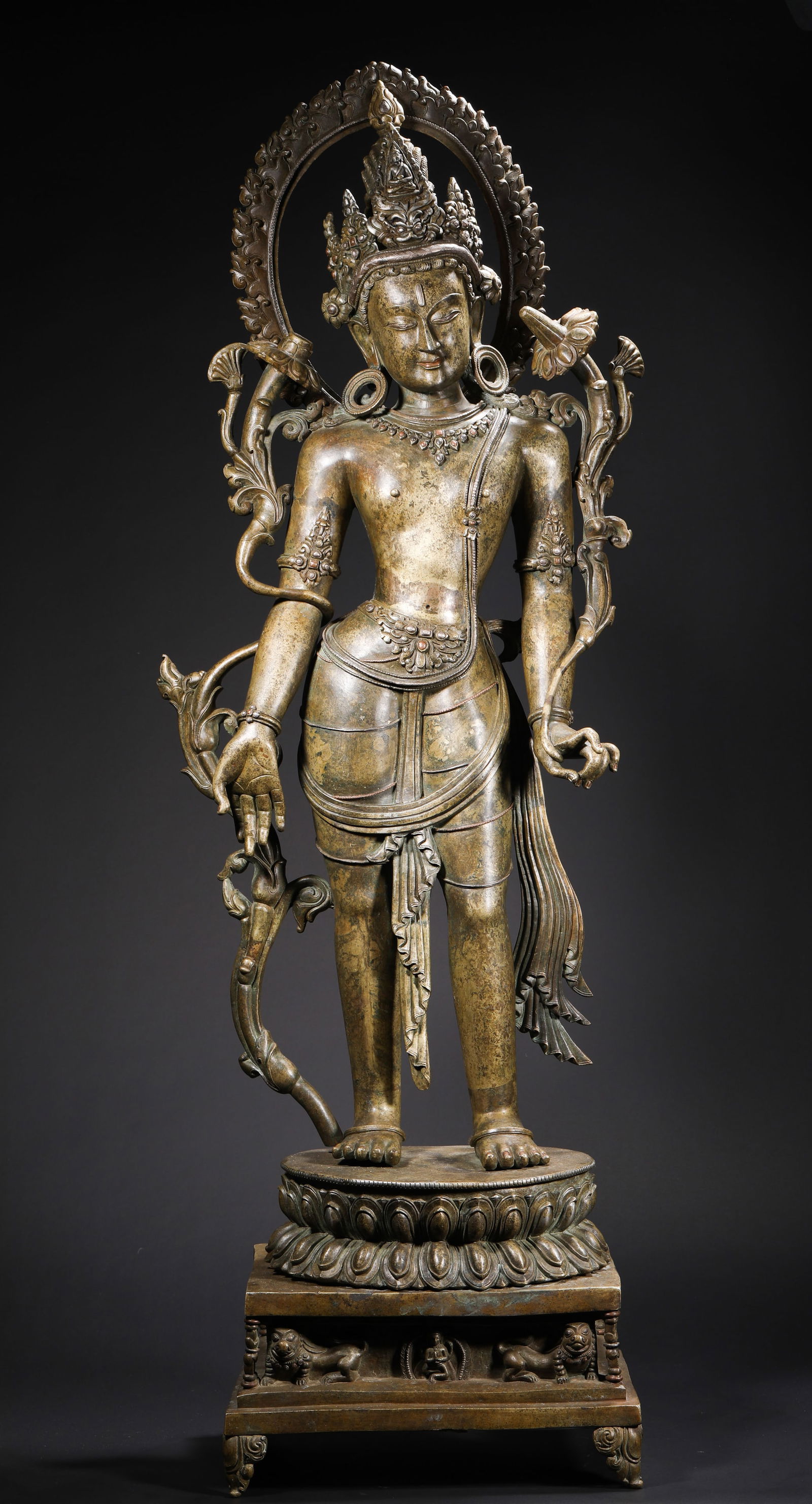 13th-century alloy copper Guanyin with lotus hands (1 of 12)