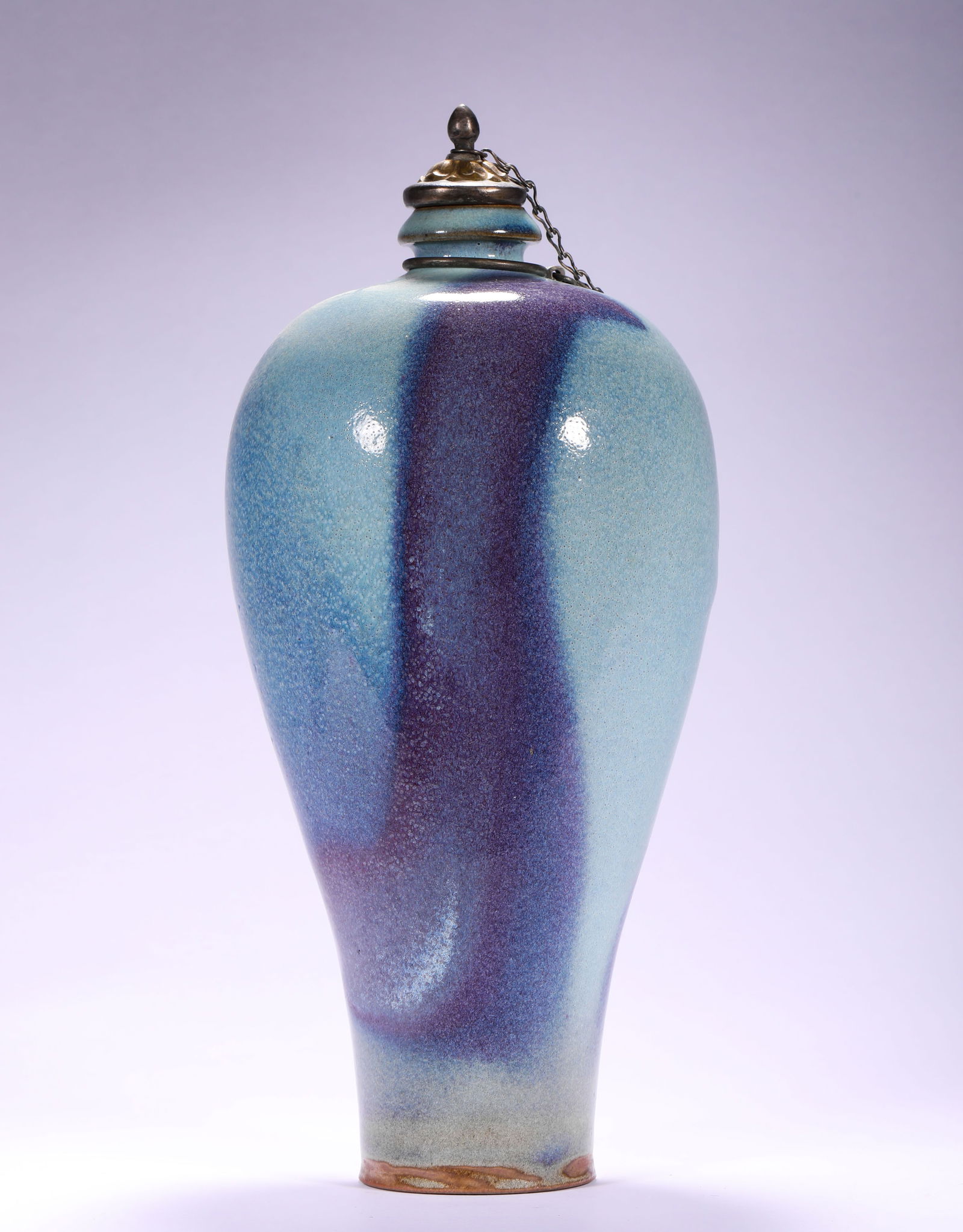 A vase for appreciation of the transformation of Jun Kiln in the Song Dynasty: Name A vase for appreciation of the transformation of Jun Kiln in the Song Dynasty Dimensions H:30cmD13cm Condition Additional photographs and condition reports are available upon r