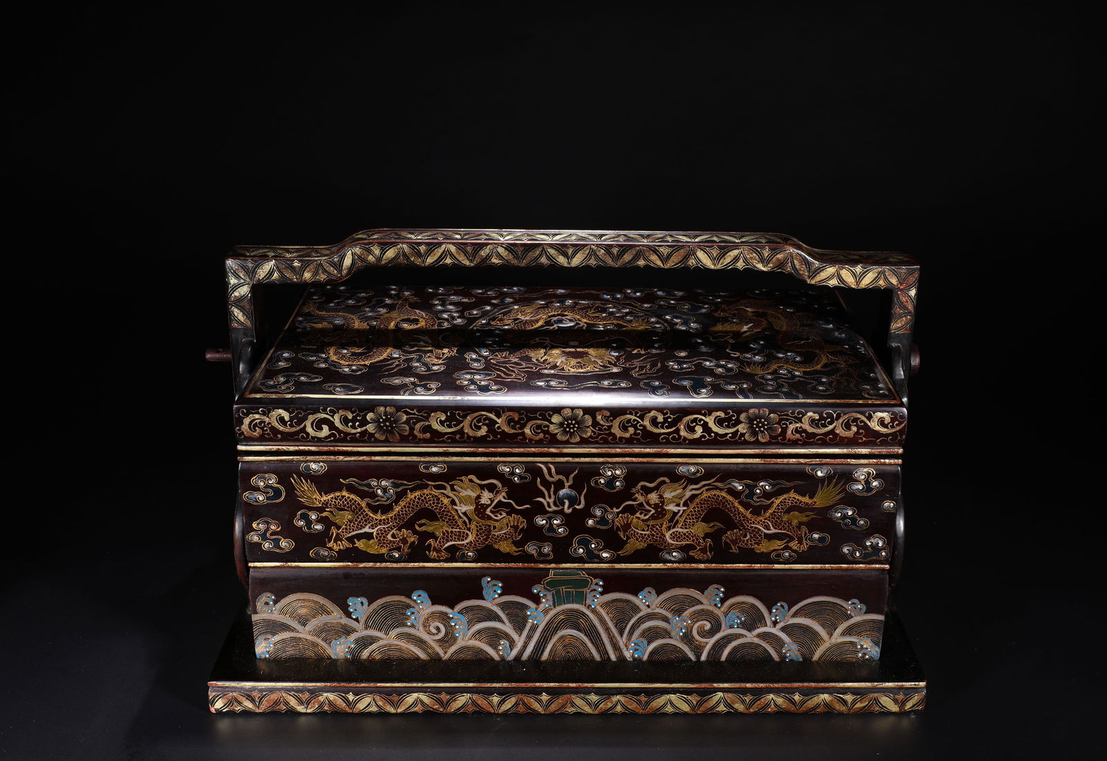 QING DYNASTY LACQUERWARE DRAGON PATTERN GIFT BOX - 2