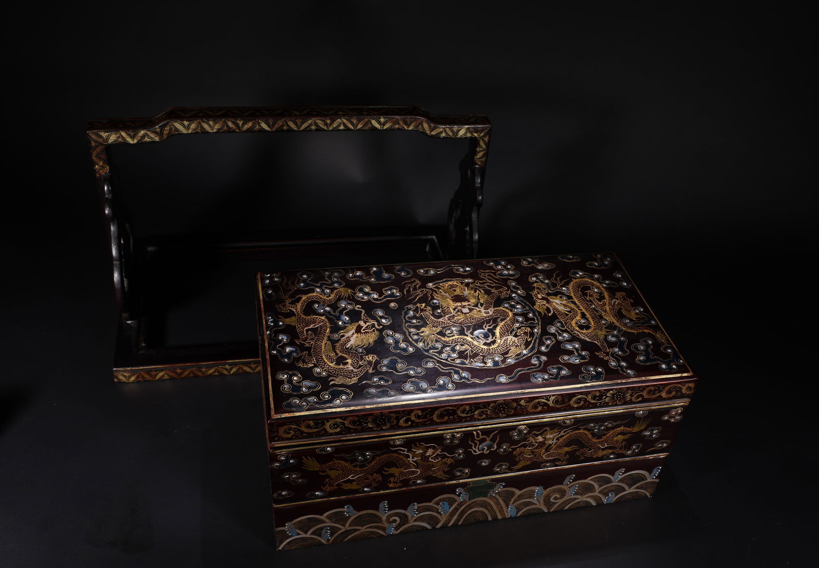 QING DYNASTY LACQUERWARE DRAGON PATTERN GIFT BOX - 7