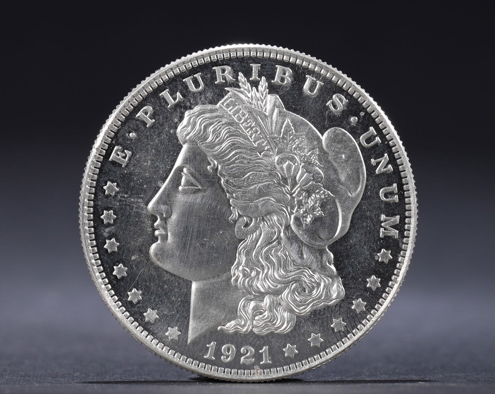 AMERICAN MORGAN SILVER DOLLAR, 1921 (1 of 3)