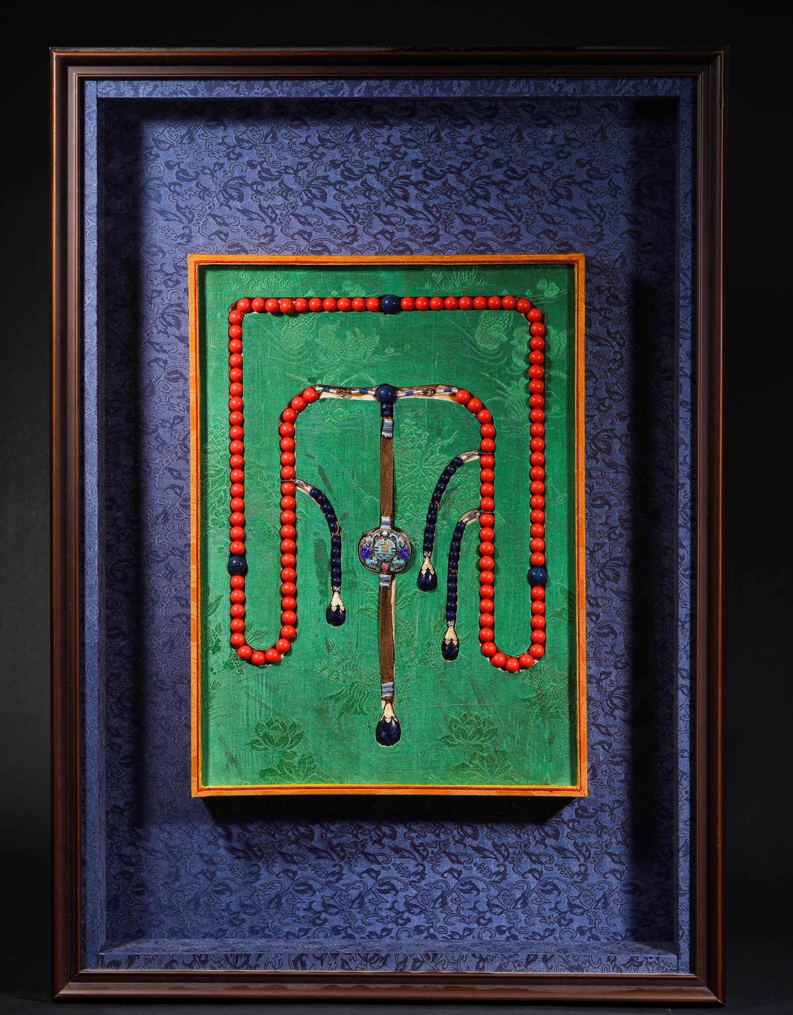 QING DYNASTY, CINNABAR COURT BEADS: Name QING DYNASTY, CINNABAR COURT BEADS Dimensions H:80cm W:56cm Weight:5000g Condition Additional photographs and condition reports are available upon request as a courtesy to ou