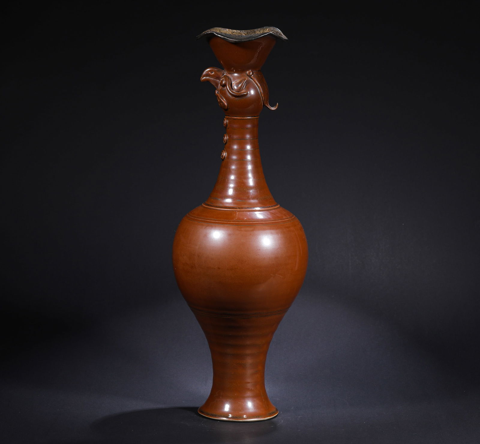 SONG DYNASTY, RED GLAZED DRAGON HEAD VASE: Name SONG DYNASTY, RED GLAZED DRAGON HEAD VASE Dimensions H:48cmD:16cm Condition Additional photographs and condition reports are available upon request as a courtesy to our clien