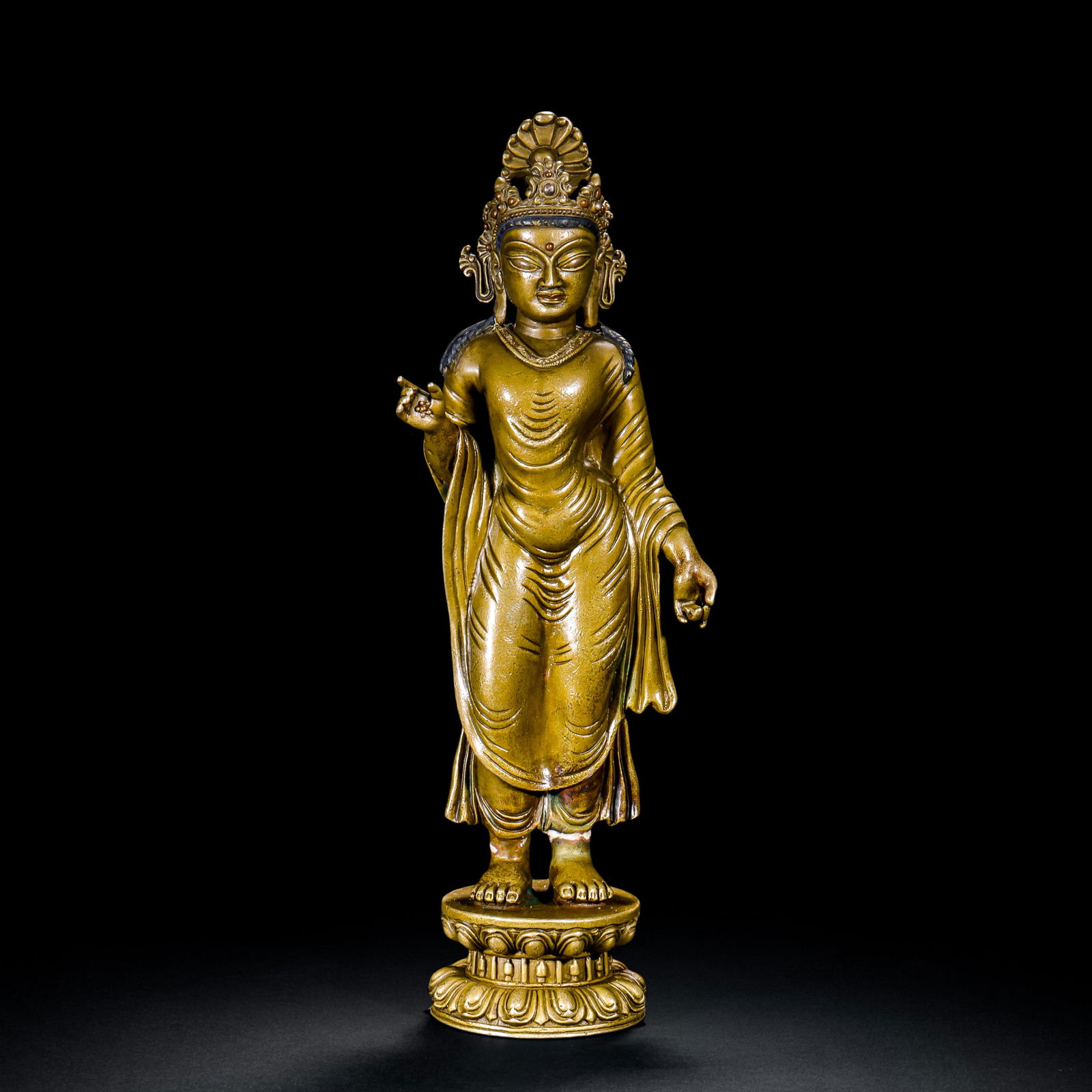 COPPER STATUE OF THE HAPPY BUDDHA FROM THE 15TH CENTURY: Name COPPER STATUE OF THE HAPPY BUDDHA FROM THE 15TH CENTURY Dimensions H:30cm W:11cm Weight1600g Condition Additional photographs and condition reports are available upon request as