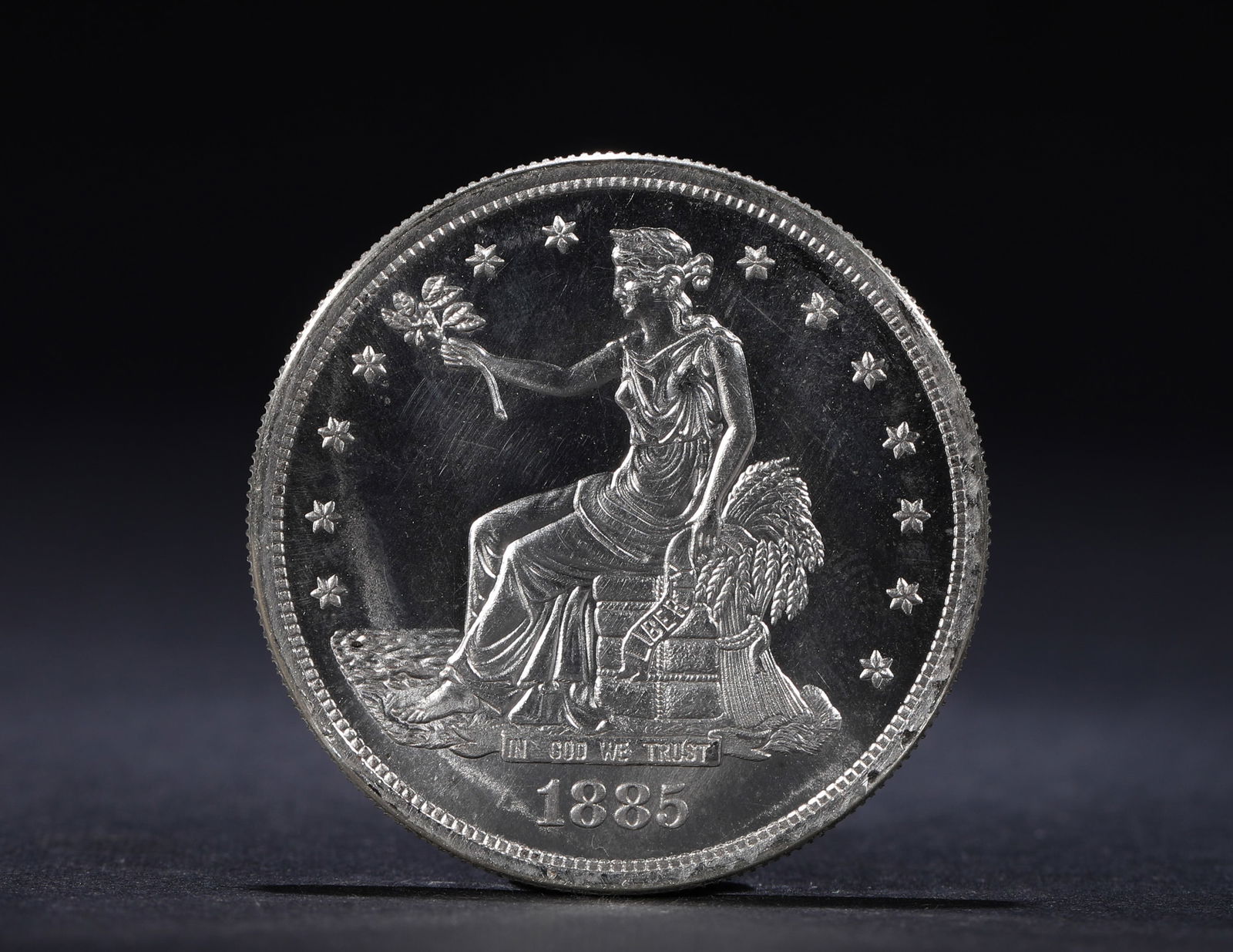 AMERICAN TRADE SILVER DOLLAR OF 1885: Name AMERICAN TRADE SILVER DOLLAR OF 1885 Dimensions D:3.7cm Weight:27g Condition Additional photographs and condition reports are available upon request as a courtesy to our clien