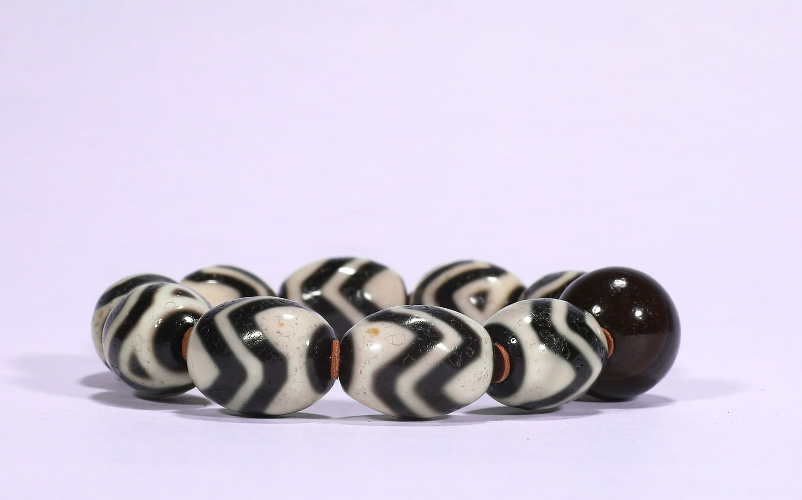 TANG DYNASTY, DALO PATTERN SKY BEAD BRACELET (1 of 4)