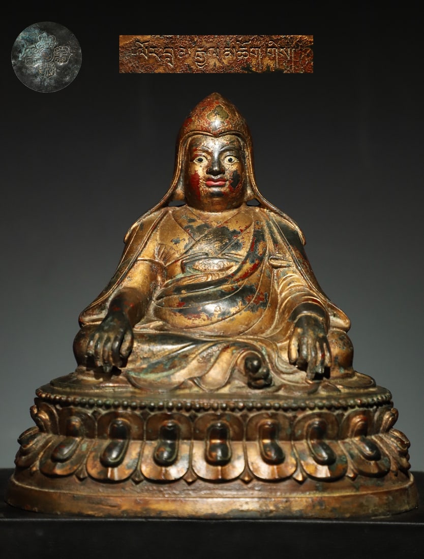 A STATUE OF TSONGKHAPA IN THE QING DYNASTY: Name A STATUE OF TSONGKHAPA IN THE QING DYNASTY Dimensions H:20cmL:20cm W:15cm.Weight:2550g Condition Additional photographs and condition reports are available upon request as a cou